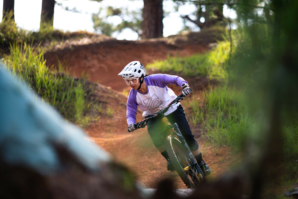 Samantha races downhill